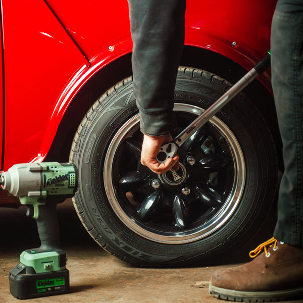 KWT-208-03 1/2" Professional Torque Wrench (20 - 220Nm)